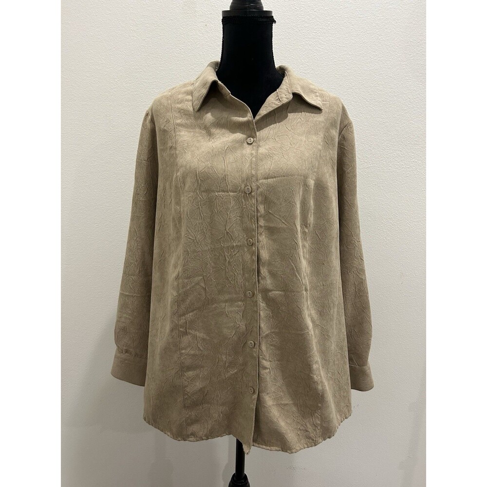 Catherines Size 1X Faux Suede Top Womens Button Up Long Sleeve Tan/Brown